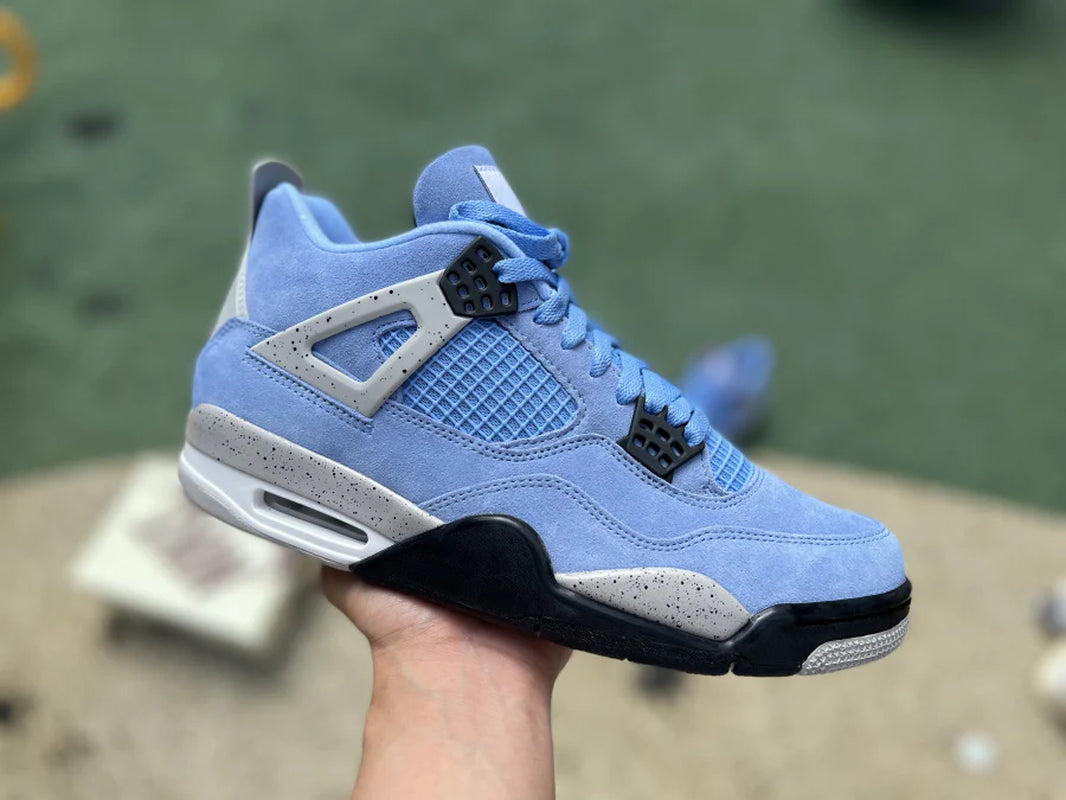 Air Jordan 4 Retro 'University Blue'