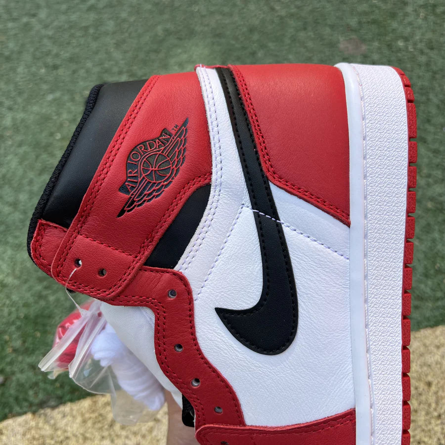 Jordan 1 Retro Chicago