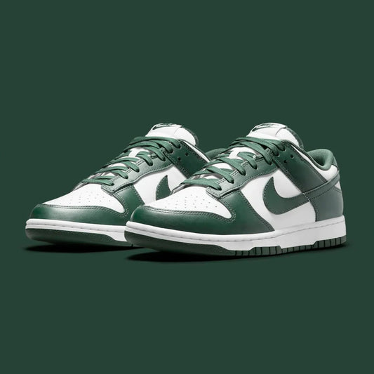 Nike Dunk Low "Michigan State"